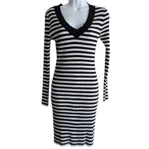 Magzine Womens Medium Black White Strip V Neck Long Sleeve Stretch Knit‎ Dress